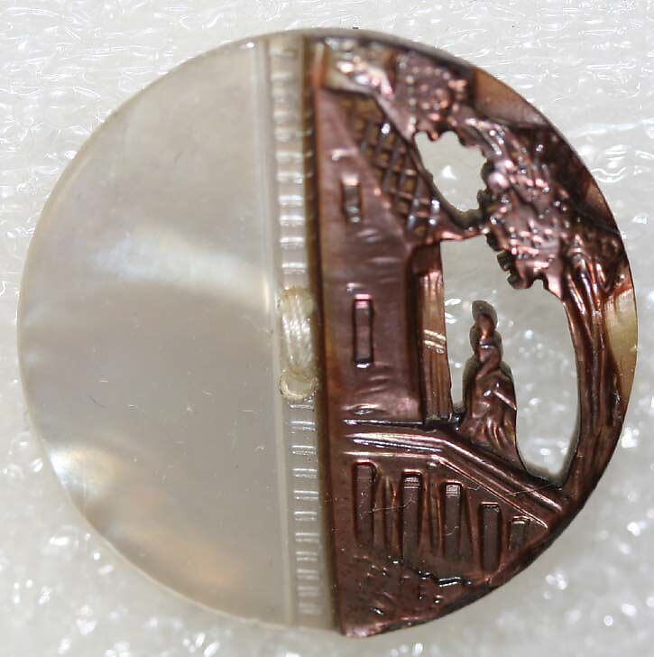 Button, mother-of-pearl, American or European