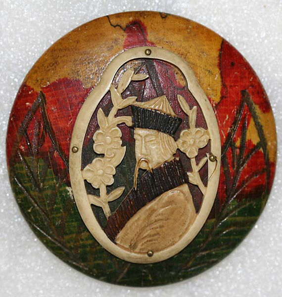 Button, wood, American or European