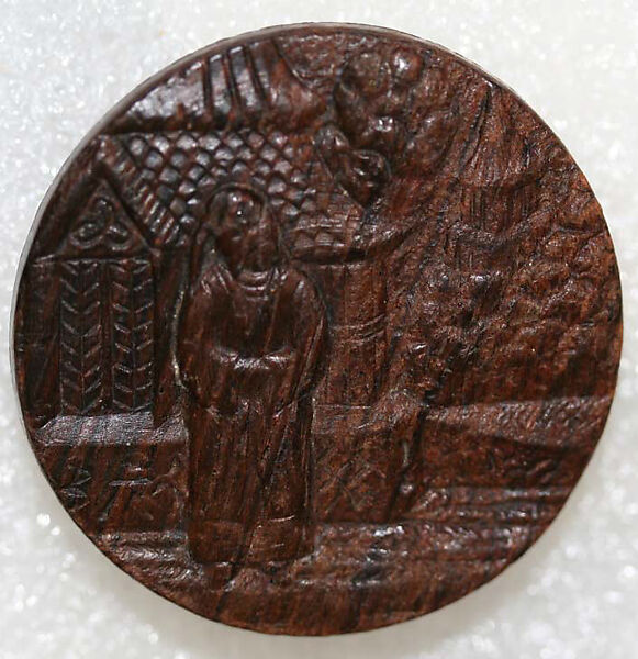 Button, wood, American or European