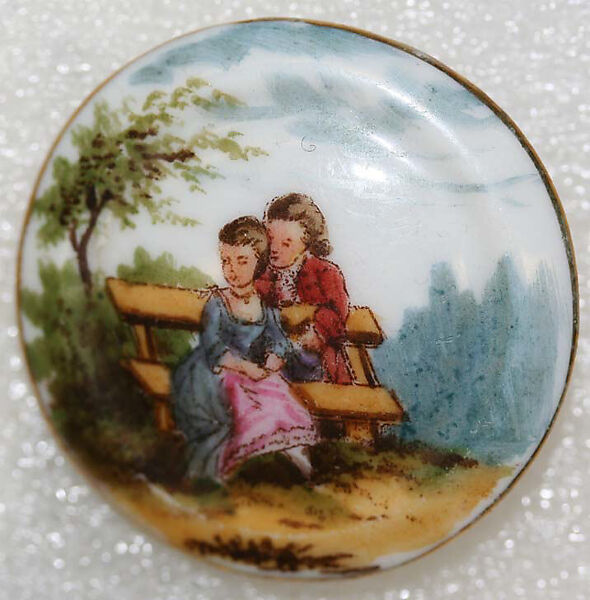 Button, porcelain, American or European