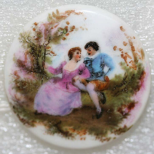 Button, porcelain, American or European