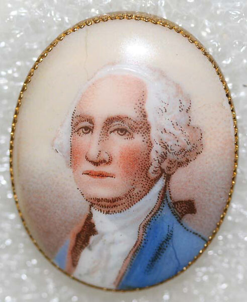 Button, porcelain, American or European
