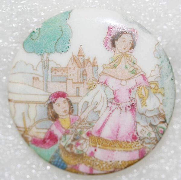 Button, porcelain, American or European