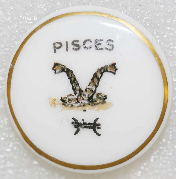 Button, porcelain, American or European