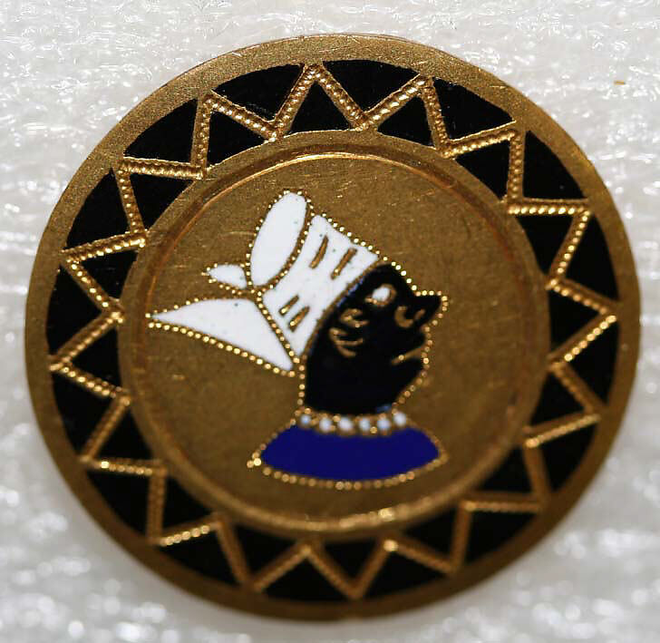Button, enamel, French