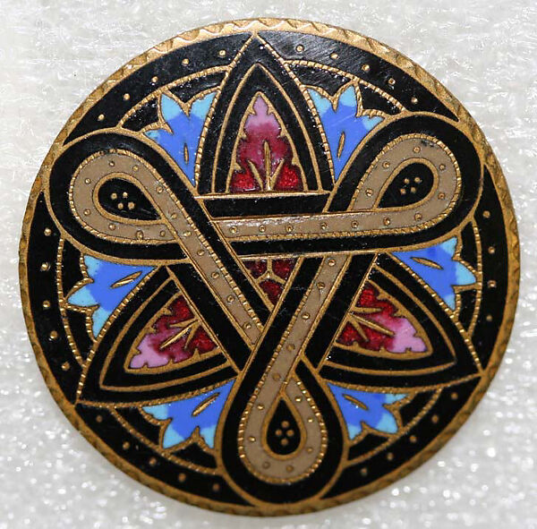 Button, enamel, American or European