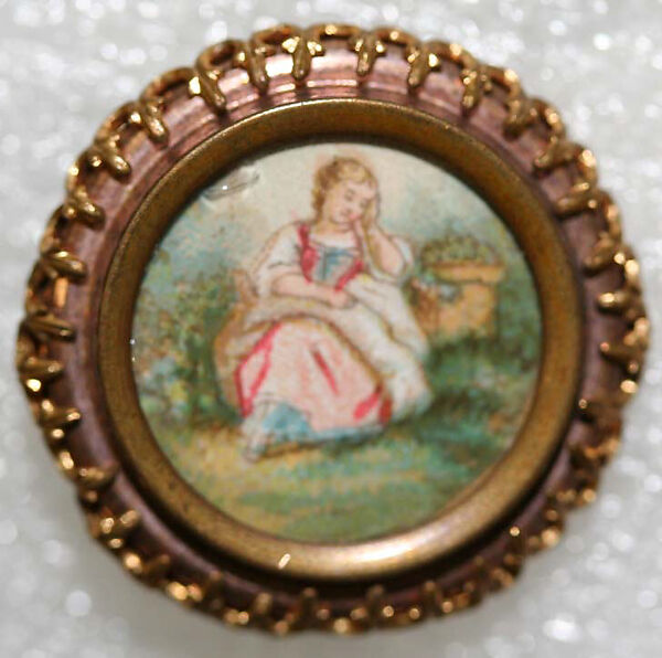 Button, enamel, American or European