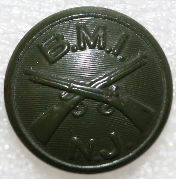 Button, metal, American or European