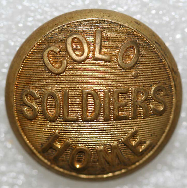 Button, metal, American or European