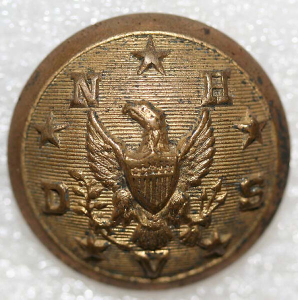 Button, metal, American or European