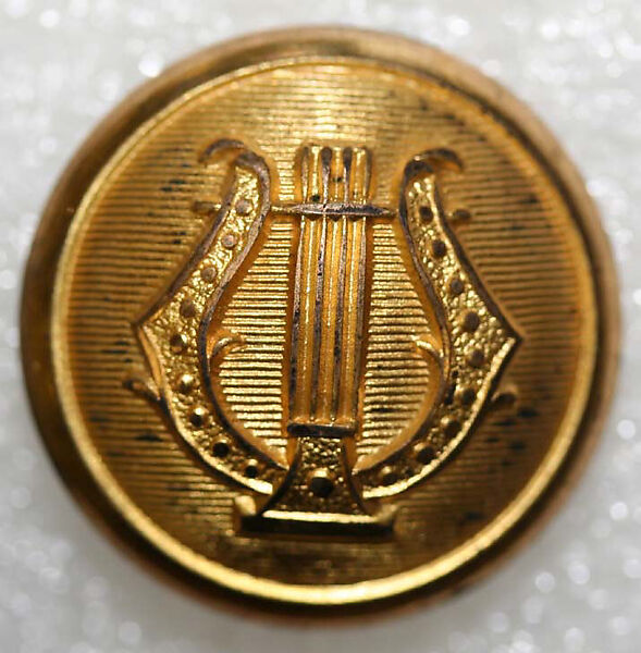 Button, metal, American or European