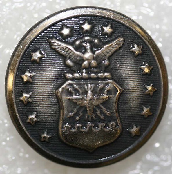 Button, metal, American or European