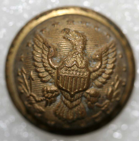 Button, metal, American or European