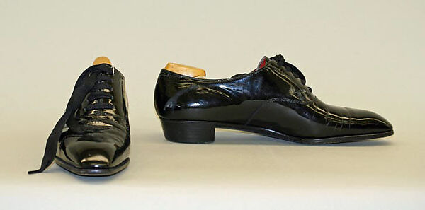 Evening oxfords, leather, wood, plastic, British 