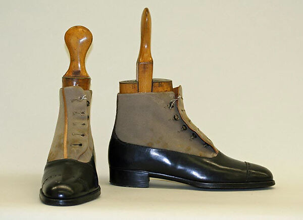 Shoes, leather, wool, British 