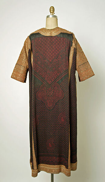 Robe, Silk, cotton, metal wrapped thread; embroidered