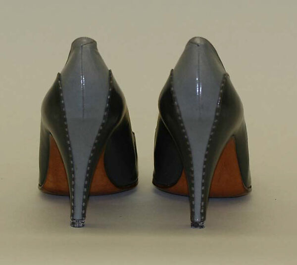 Pumps, leather, Italian