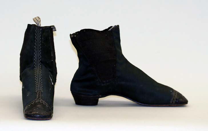 Boots, leather, American or European 