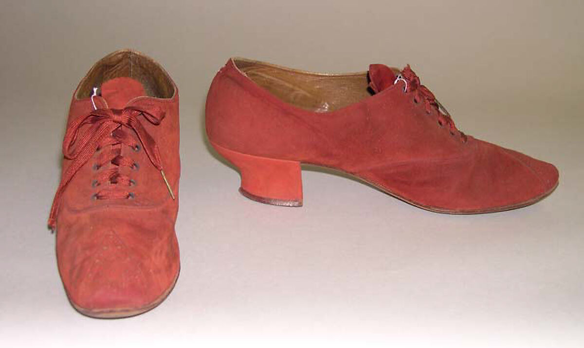 Oxfords, leather, probably American 