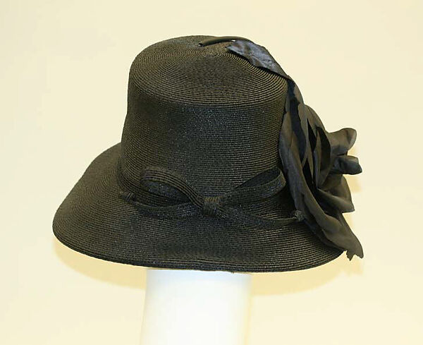 Hat, Lord &amp; Taylor (American, founded 1826), straw, silk, American