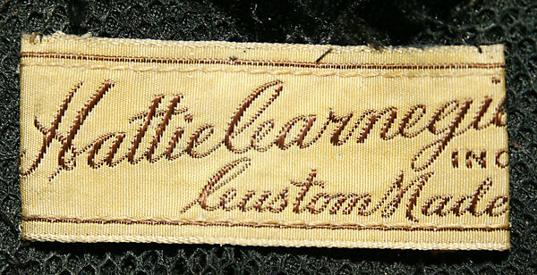 Hat, Hattie Carnegie, Inc. (American, 1918–1965), feathers, silk, American