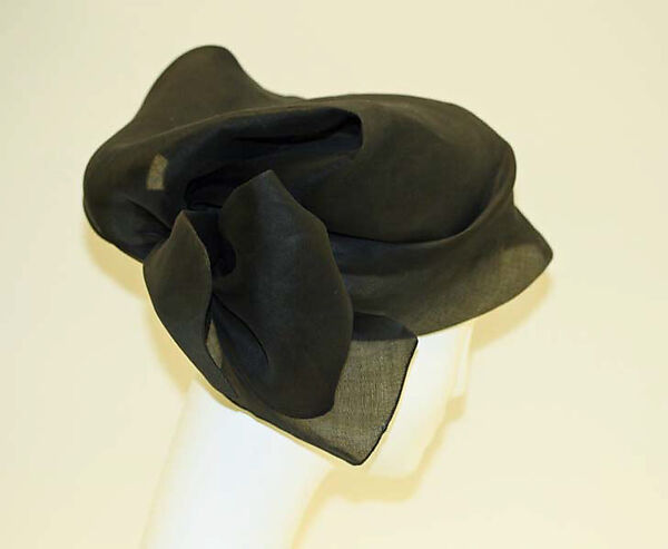 Hat, House of Balenciaga (French, founded 1937), silk, French