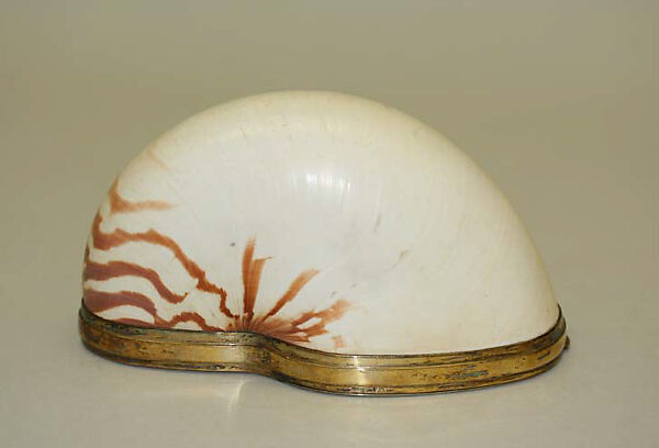 Minaudière, shell, metal, American 