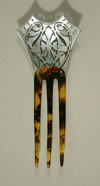 Comb, metal, plastic (cellulose nitrate), European