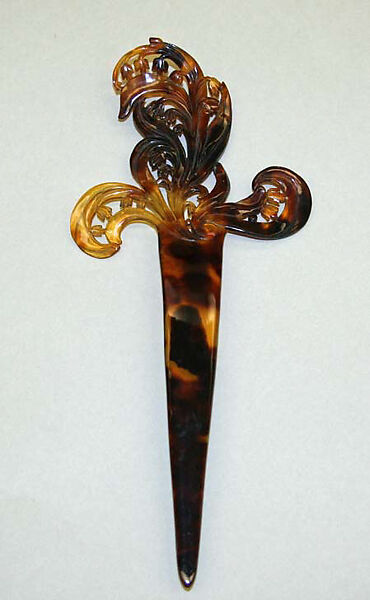 Hairpin, tortoise shell, American or European 