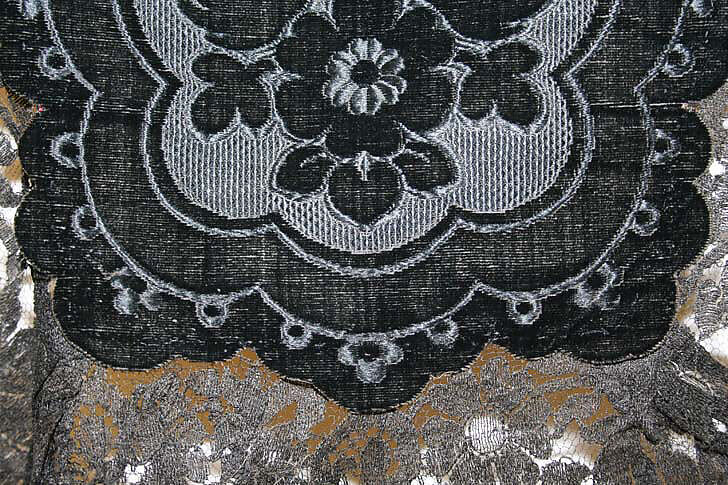 Mantilla, silk, Spanish