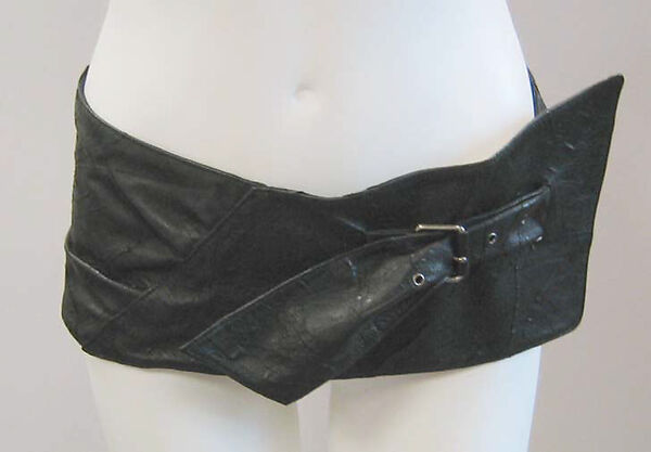 Belt, Issey Miyake (Japanese, 1938–2022), leather, metal, Japanese 