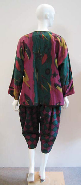 Ensemble, Issey Miyake (Japanese, 1938–2022), a) cotton; b) cotton, plastic, Japanese