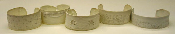 Collar, cotton, linen, American or European