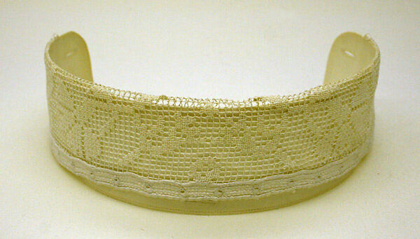 Collar, cotton, linen, American or European
