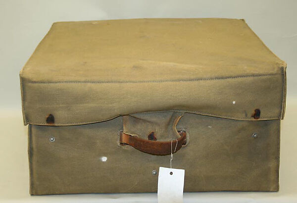 Hatbox, cotton, leather, wood, metal, German