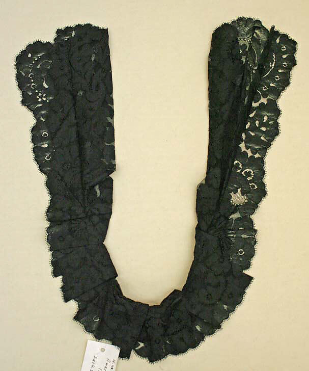 Neckpiece, [no medium available], American or European 