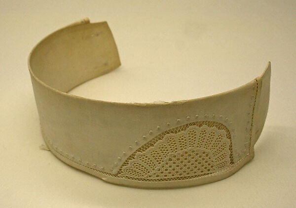 Collar, cotton, American 