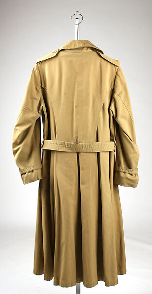 Trench coat, Bill Blass (American, Fort Wayne, Indiana 1922–2002 New Preston, Connecticut), a) cotton, plastic; b-d) cotton, metal; e-f) cotton, American