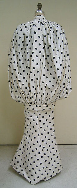 Evening ensemble, Carolina Herrera (American, born Venezuela, 1939), a,b) silk, American