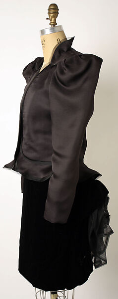 Evening ensemble, Carolina Herrera (American, born Venezuela, 1939), acetate, rayon, nylon, silk, plastic, American