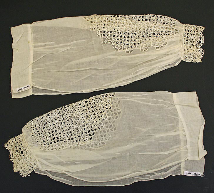 Undersleeves, cotton, British 