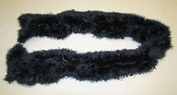 Accessory set, ostrich feathers, American or European