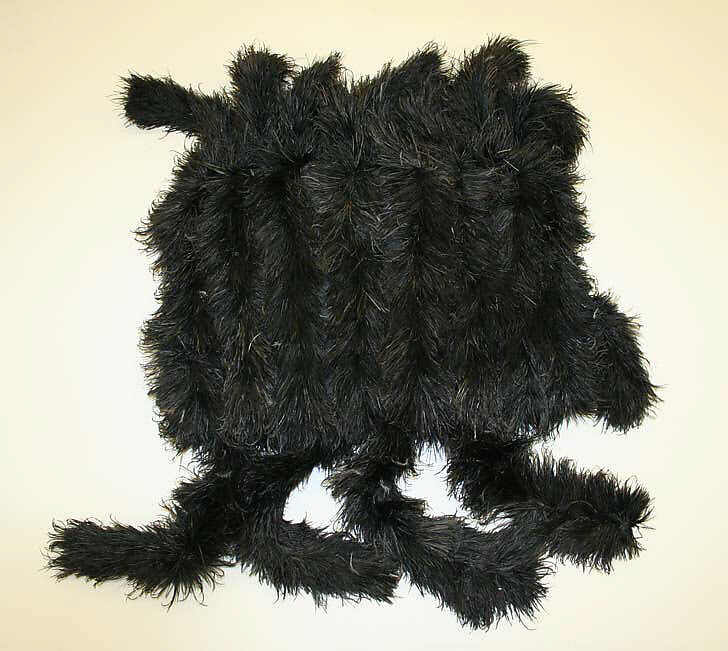 Accessory set, ostrich feathers, American or European