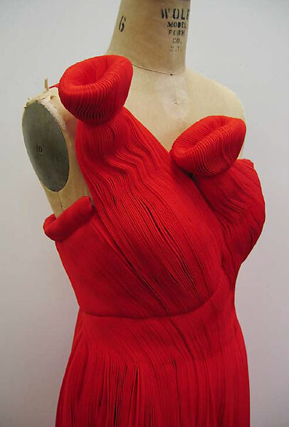 Dress, Yohji Yamamoto (Japanese, born Tokyo, 1943), silk, Japanese