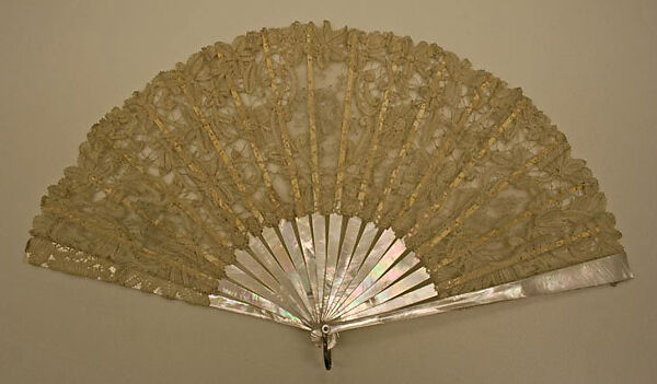 Fan, cotton, shell, French 