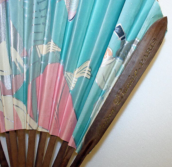 Fan, paper, American or European