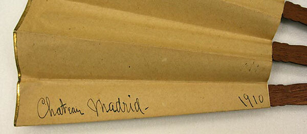Fan, paper, American or European