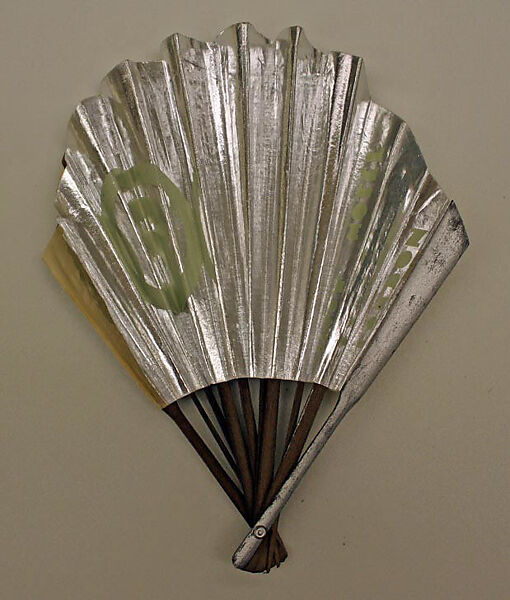 Fan, paper, American or European 