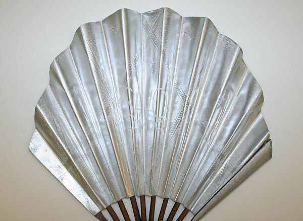Fan, paper, American or European
