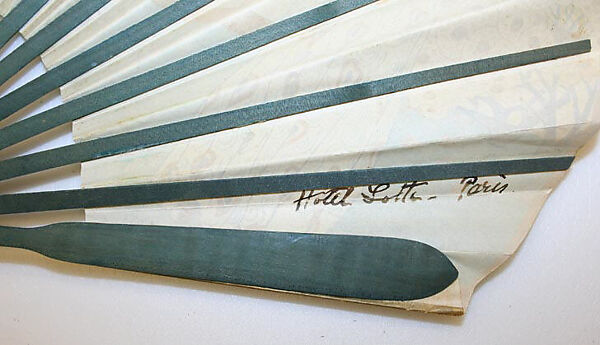 Fan, paper, American or European